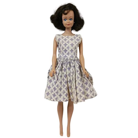 1962 Barbie MIDGE Doll Blue Eyes Brown Hair Freckles RED Nails EARRINGS RARE - Picture 1 of 16